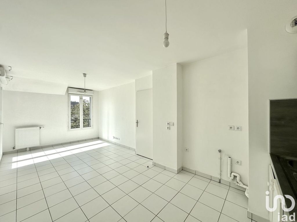Achat appartement à vendre 3 pièces 48 m² - Saint-Fargeau-Ponthierry