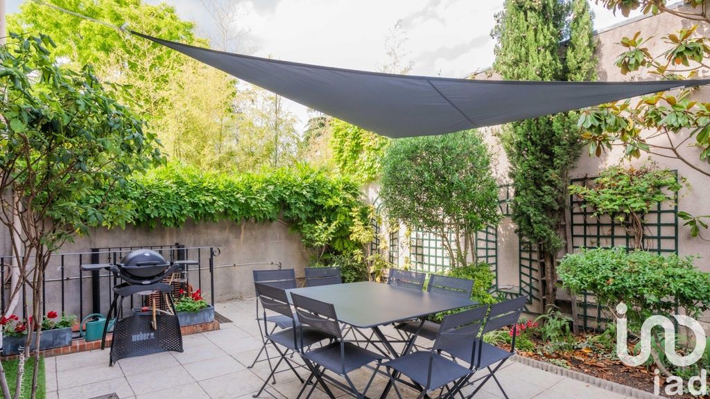 Achat maison à vendre 4 chambres 142 m² - Rueil-Malmaison