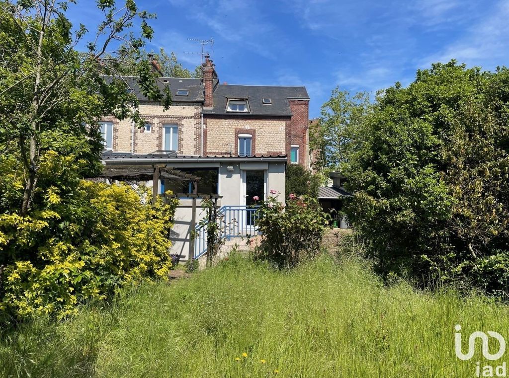 Achat maison à vendre 6 chambres 163 m² - Sotteville-lès-Rouen