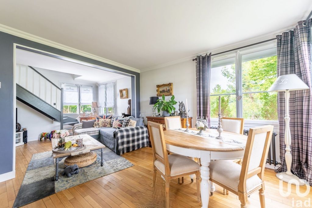 Achat maison à vendre 3 chambres 146 m² - Bailly-Romainvilliers