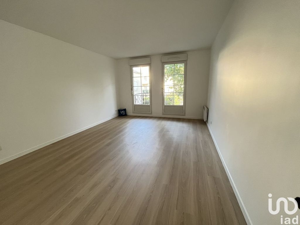 Achat appartement à vendre 2 pièces 49 m² - Bussy-Saint-Georges