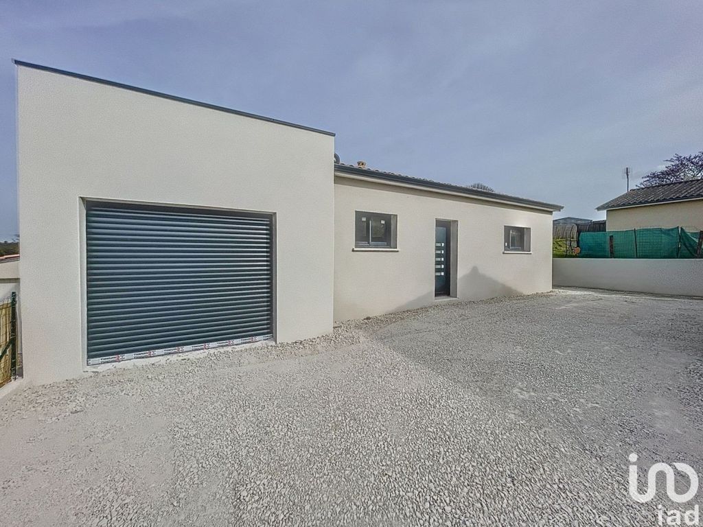 Achat maison à vendre 5 chambres 147 m² - Ruelle-sur-Touvre