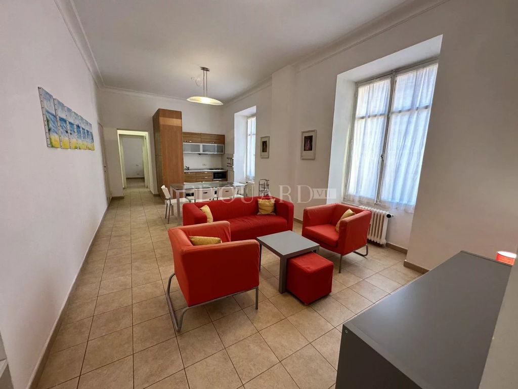 Achat appartement à vendre 3 pièces 66 m² - Menton