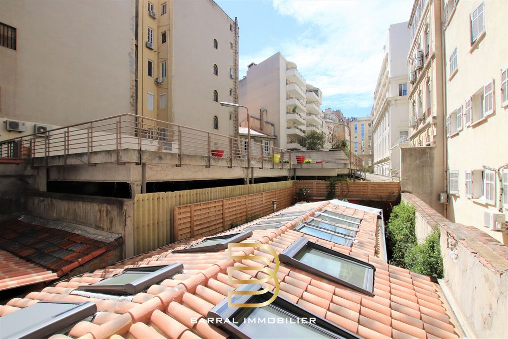 Achat appartement à vendre 3 pièces 75 m² - Marseille 6ème arrondissement