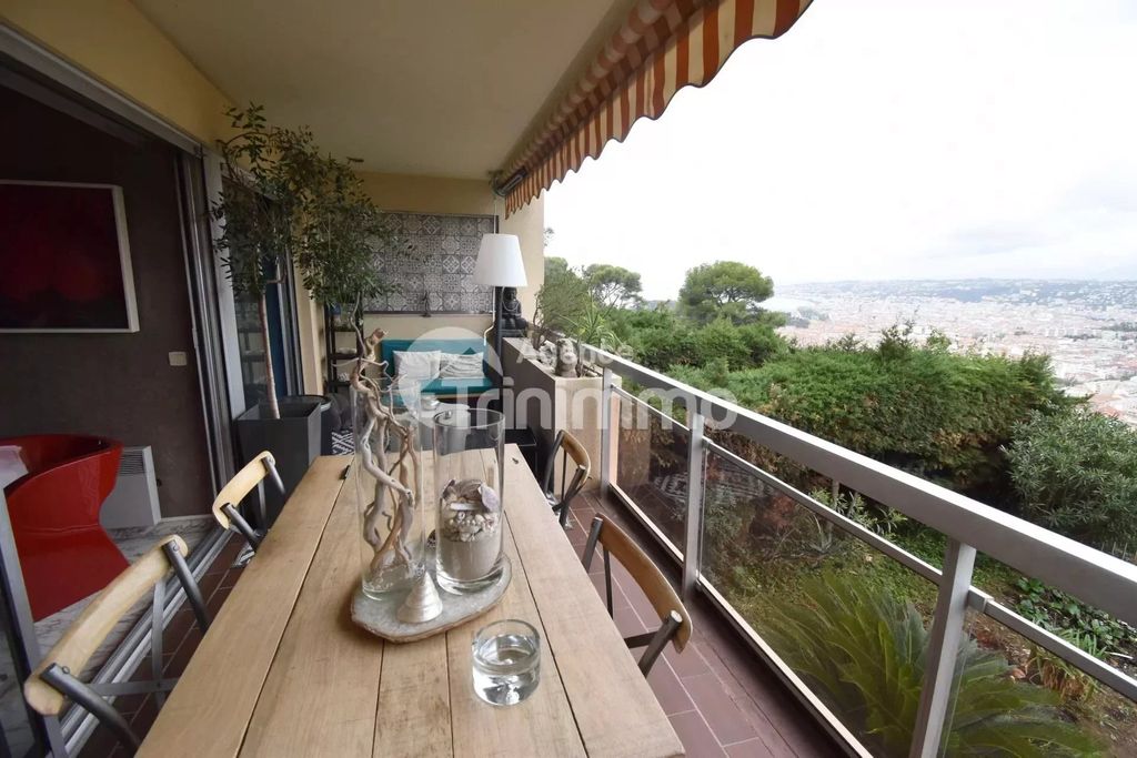 Achat appartement à vendre 3 pièces 82 m² - Nice