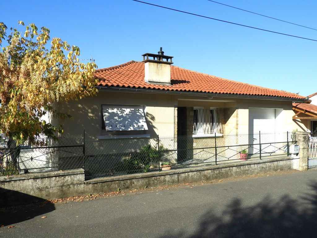 Achat maison à vendre 5 chambres 150 m² - Villefranche-de-Rouergue