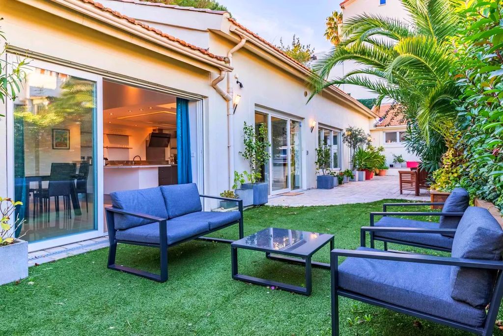 Achat maison à vendre 4 chambres 167 m² - Cannes