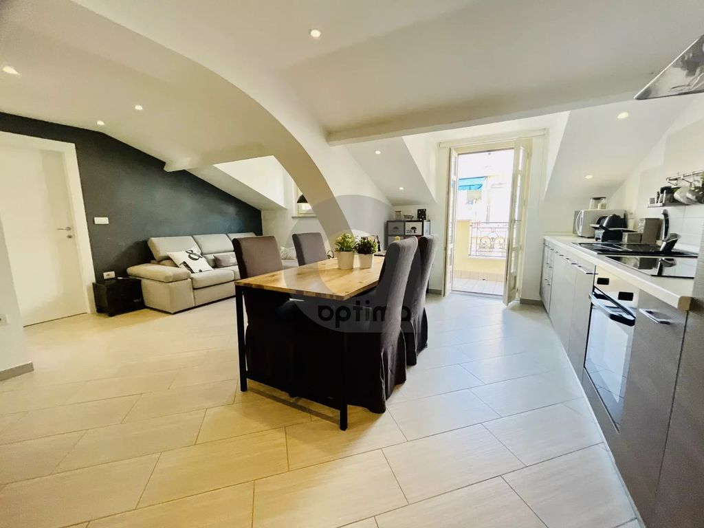 Achat appartement à vendre 4 pièces 51 m² - Menton