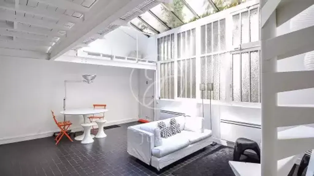 Achat loft à vendre 2 pièces 42 m² - Paris 18ème arrondissement