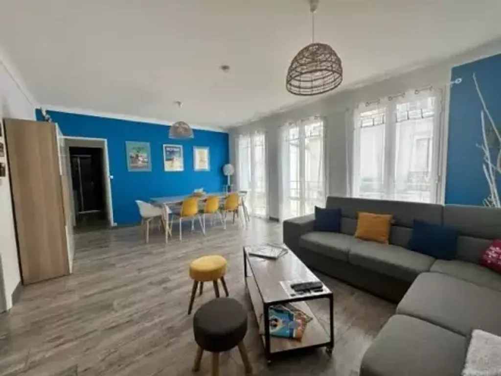 Achat appartement à vendre 6 pièces 84 m² - Saint-Georges-de-Didonne