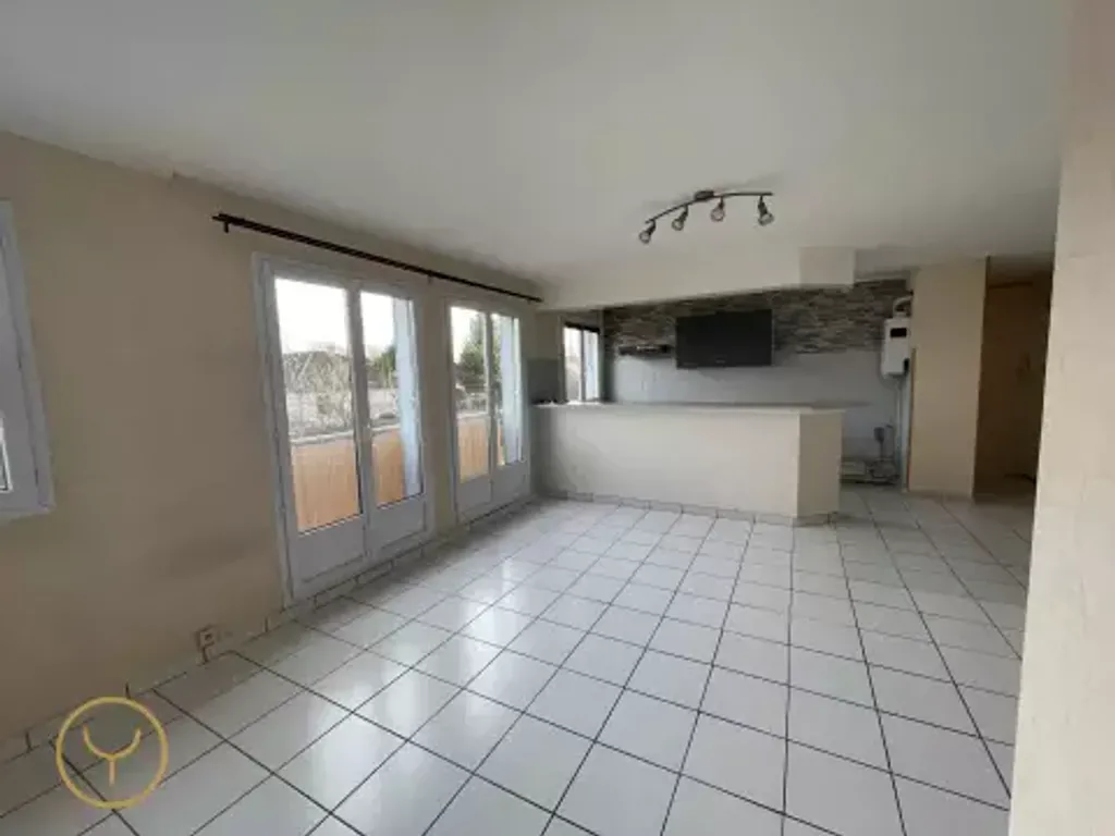 Achat appartement à vendre 3 pièces 54 m² - La Chapelle-Saint-Luc