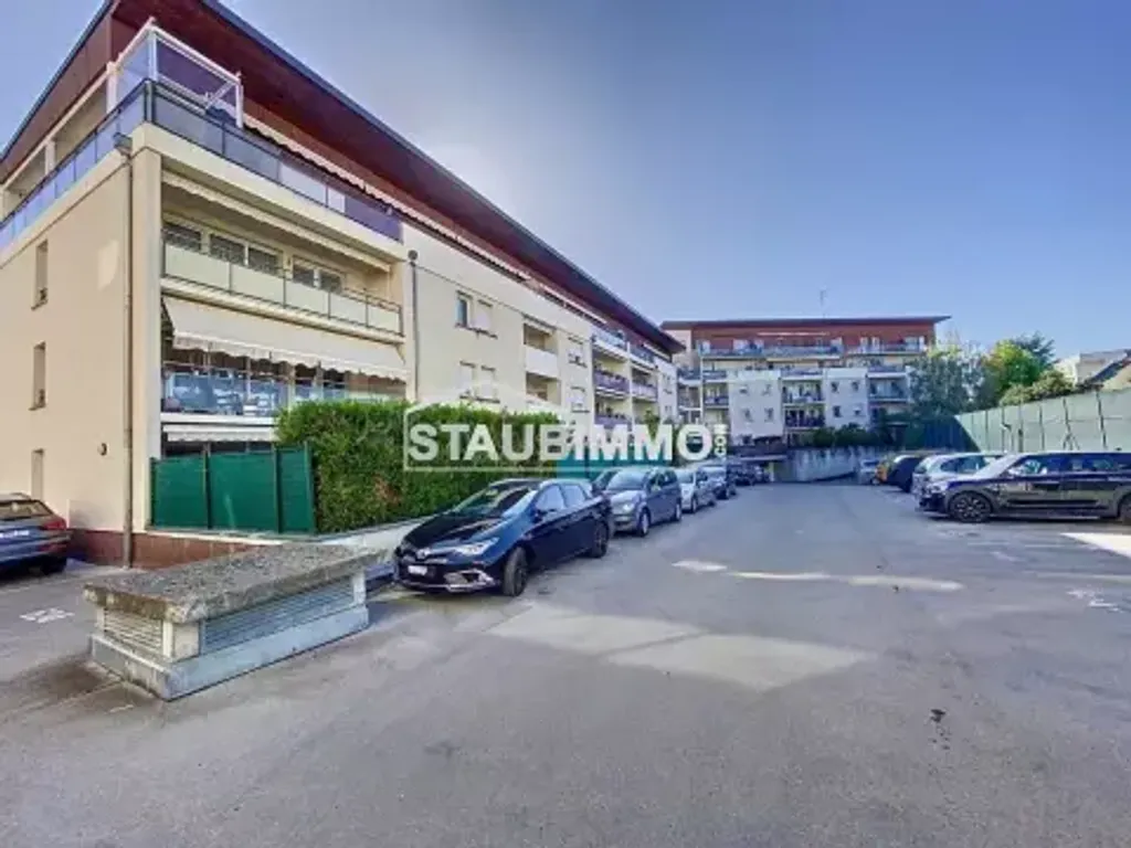 Achat appartement à vendre 3 pièces 90 m² - Huningue
