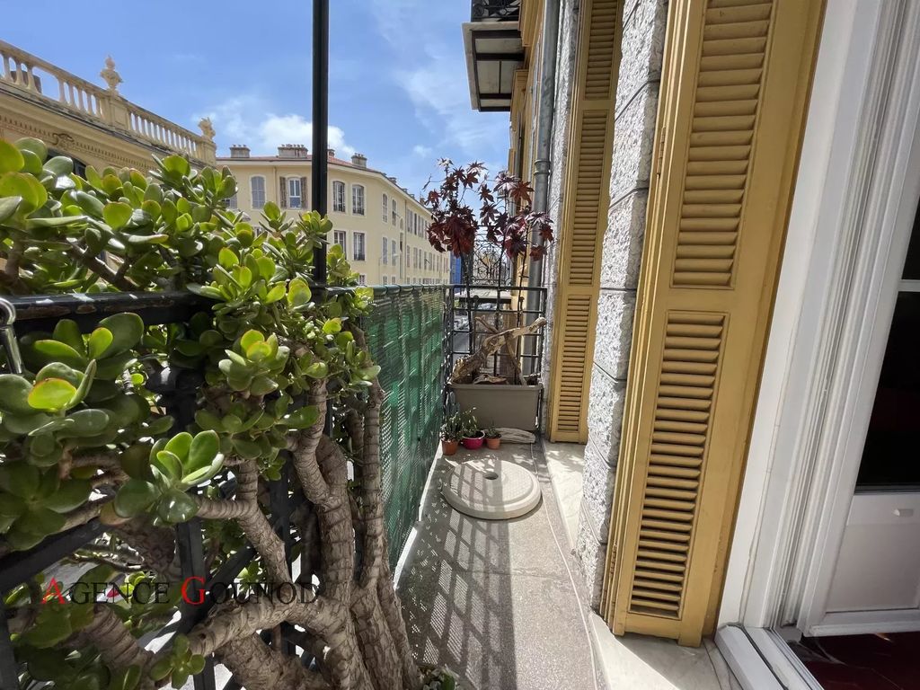 Achat appartement à vendre 4 pièces 88 m² - Nice