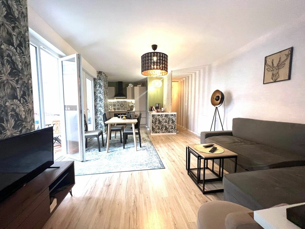 Achat appartement à vendre 4 pièces 81 m² - Hérouville-Saint-Clair