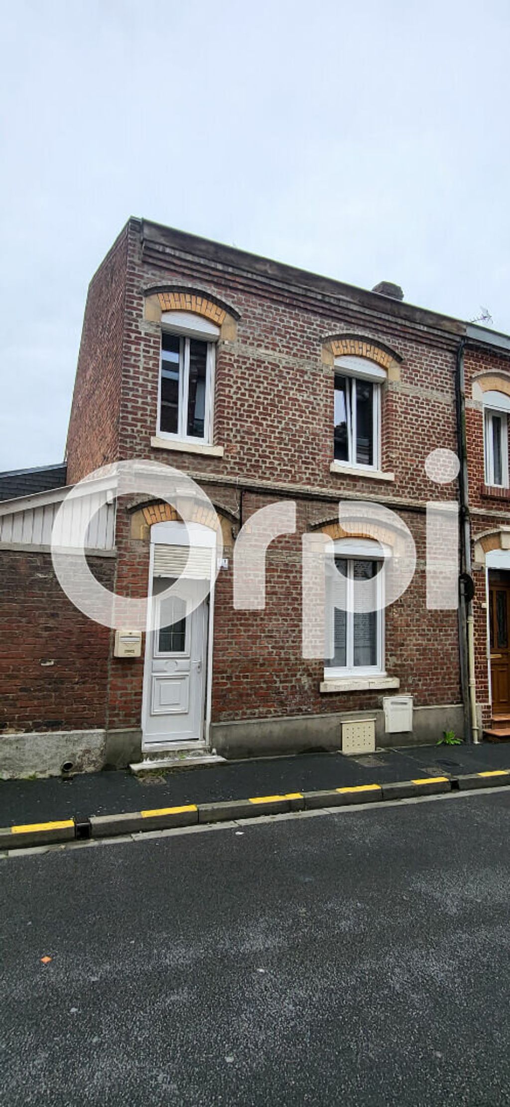 Achat maison à vendre 2 chambres 93 m² - Saint-Quentin