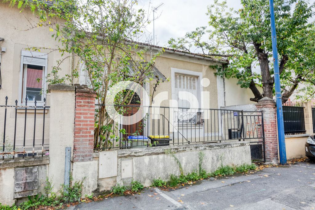 Achat maison à vendre 2 chambres 47 m² - Choisy-le-Roi