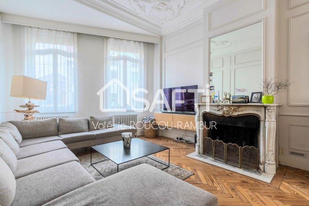 Achat maison à vendre 4 chambres 272 m² - Wattrelos