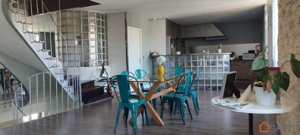 Achat maison à vendre 3 chambres 210 m² - Mâcon