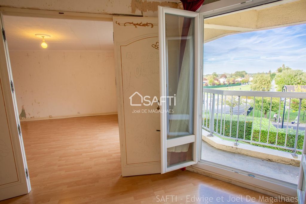 Achat appartement à vendre 2 pièces 46 m² - Le Mesnil-Saint-Denis