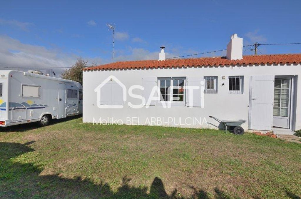 Achat maison à vendre 2 chambres 66 m² - Château-d'Olonne