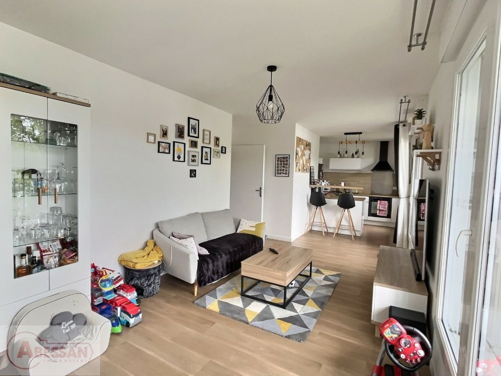 Achat appartement à vendre 3 pièces 58 m² - Poissy