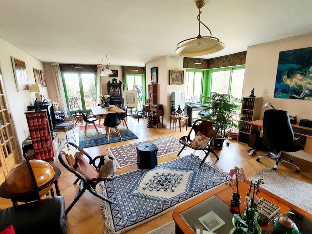 Achat appartement à vendre 4 pièces 130 m² - Saint-Maurice