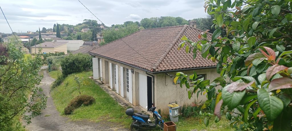 Achat maison à vendre 3 chambres 86 m² - Sarlat-la-Canéda