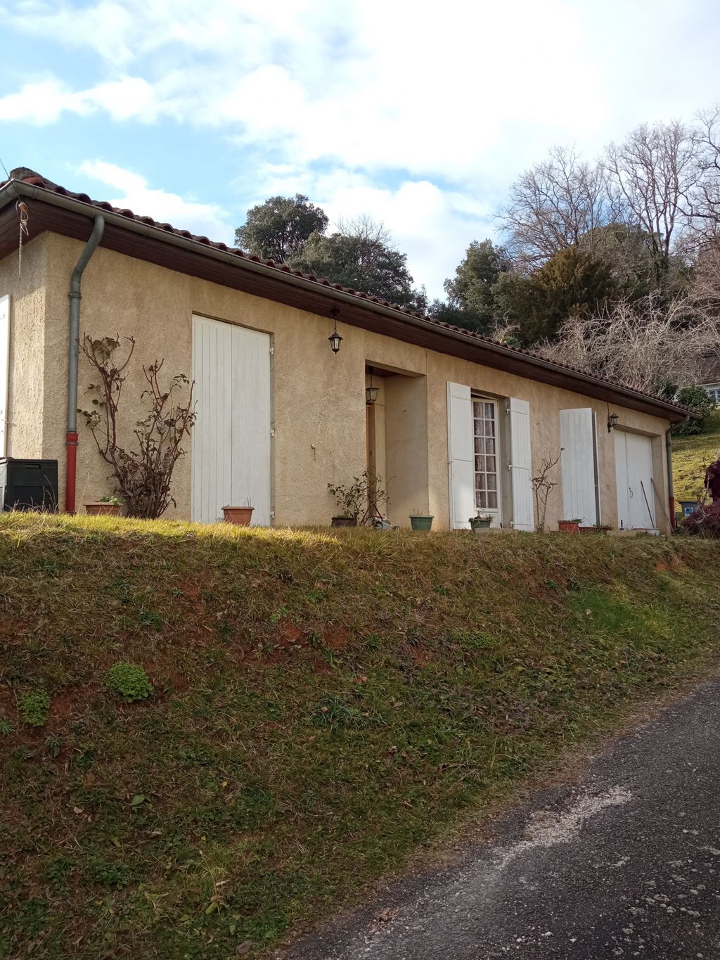 Achat maison à vendre 3 chambres 86 m² - Sarlat-la-Canéda