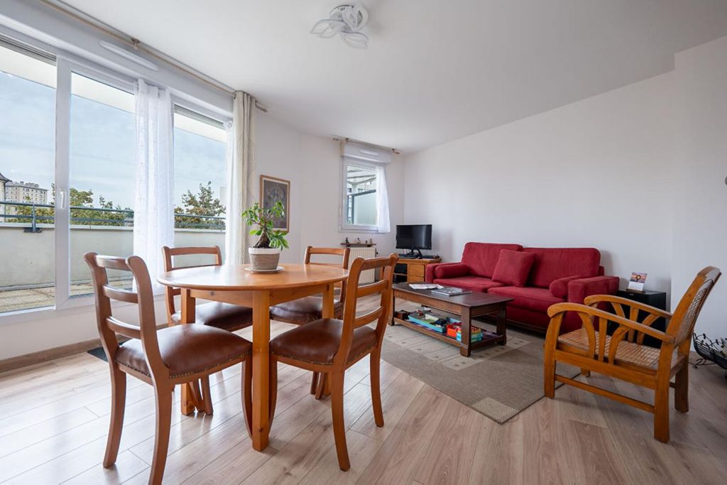 Achat appartement à vendre 2 pièces 49 m² - Bagnolet