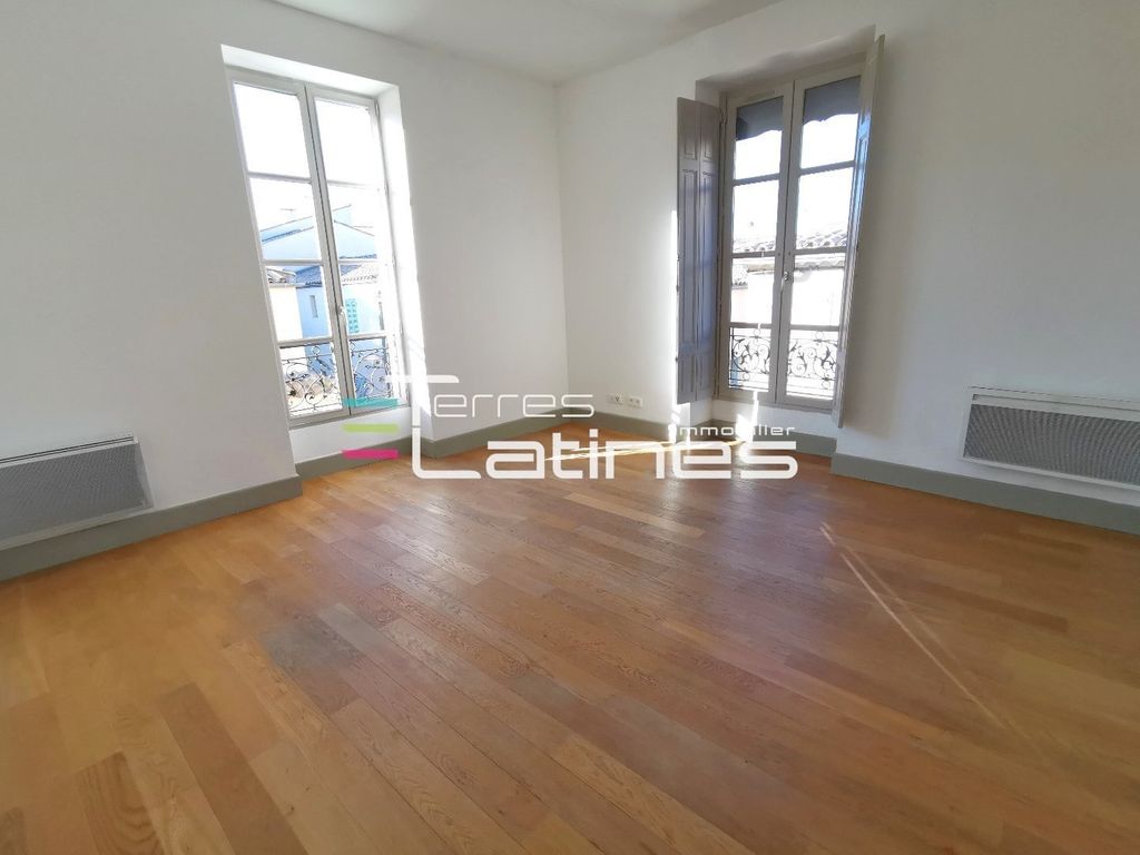 Achat appartement à vendre 4 pièces 81 m² - Nîmes