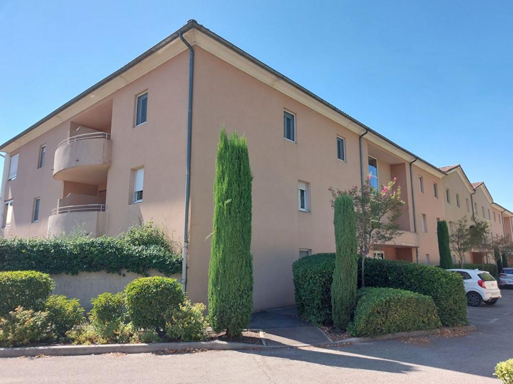 Achat appartement à vendre 2 pièces 44 m² - Saint-Rémy-de-Provence