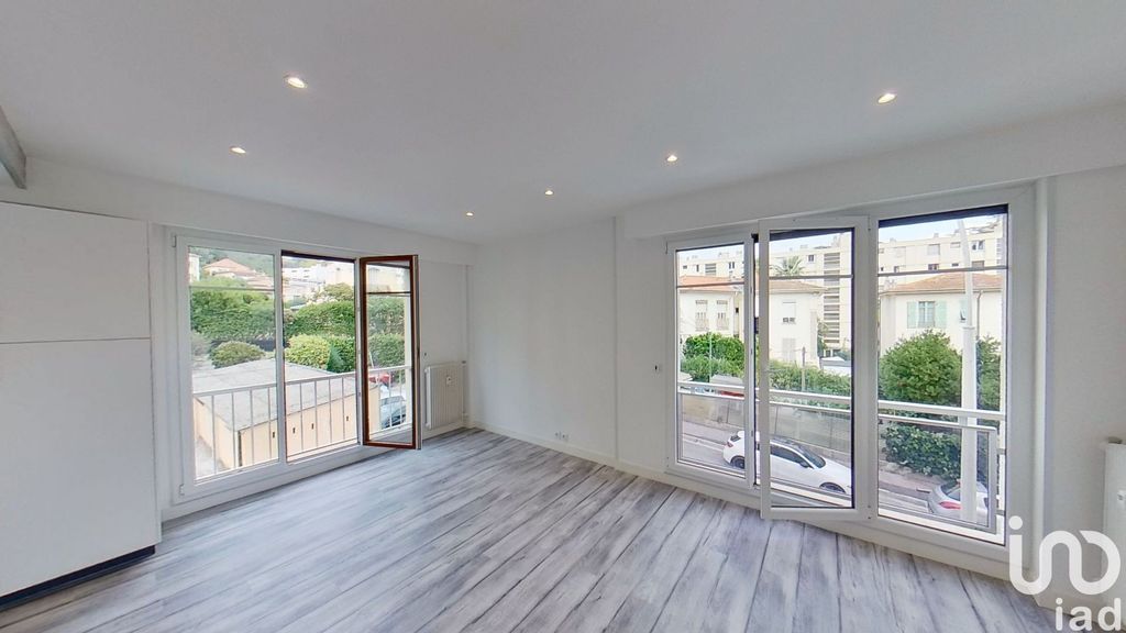 Achat appartement à vendre 2 pièces 44 m² - Nice
