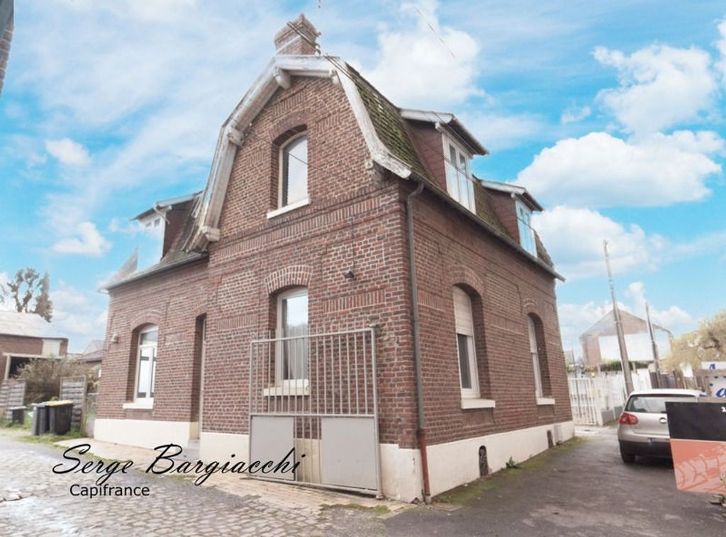 Achat maison à vendre 4 chambres 150 m² - Cambrai