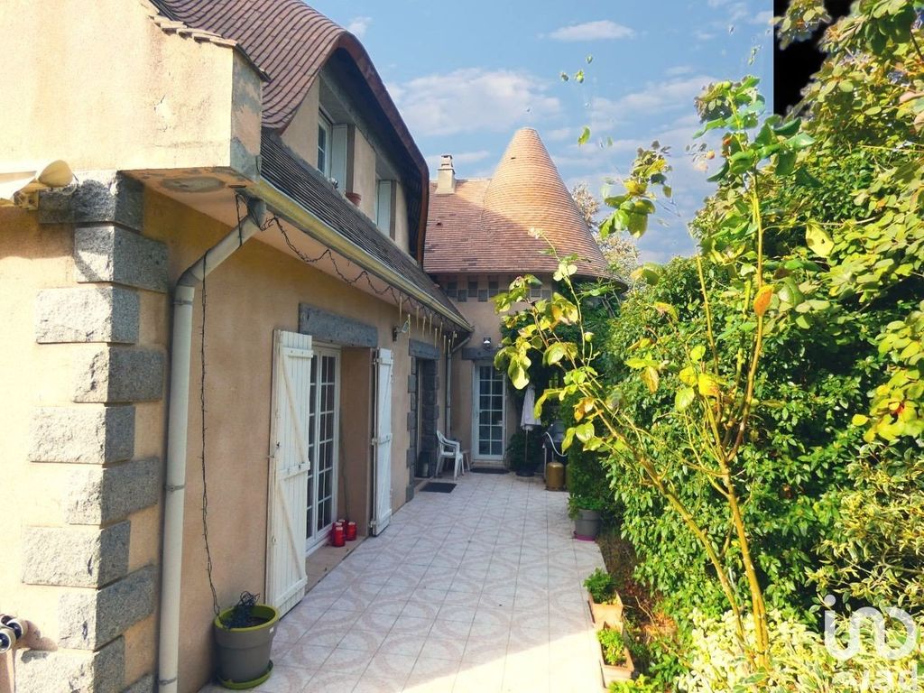 Achat maison à vendre 6 chambres 290 m² - La Queue-lez-Yvelines