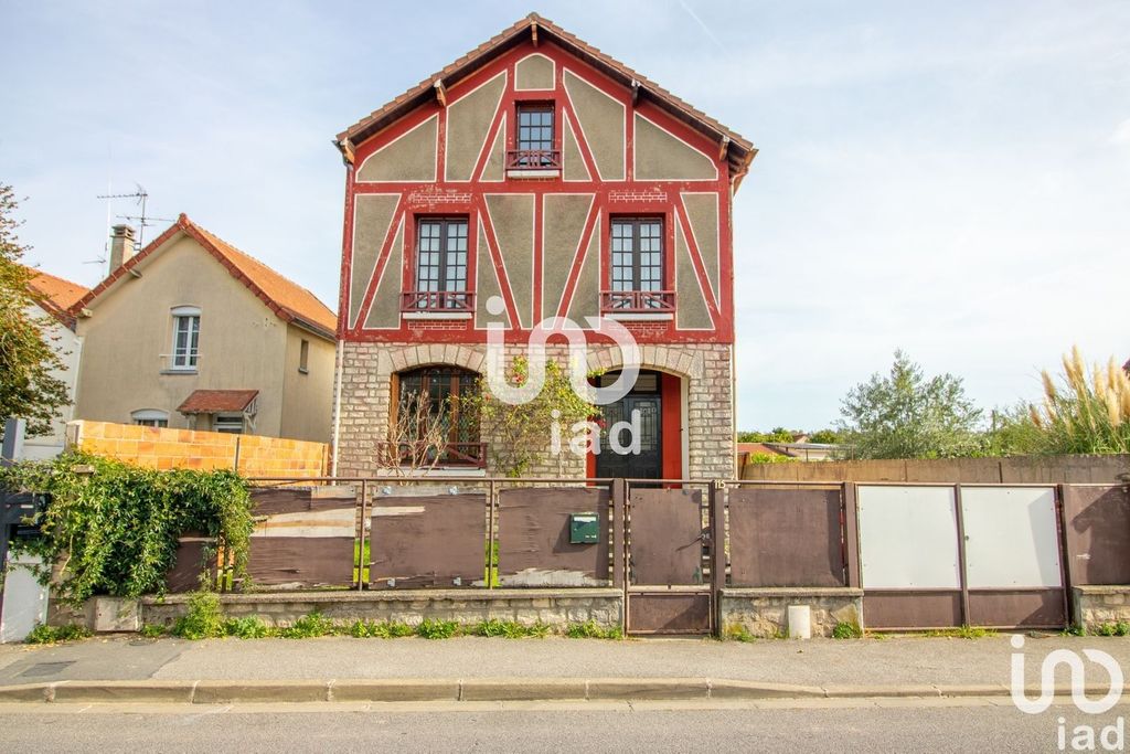 Achat maison à vendre 4 chambres 175 m² - Mantes-la-Ville