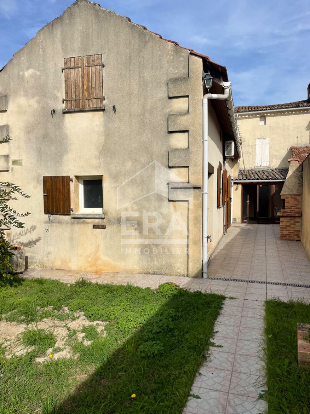 Achat maison à vendre 5 chambres 179 m² - Montpon-Ménestérol