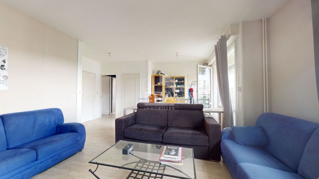Achat appartement à vendre 3 pièces 67 m² - Pierre-Bénite