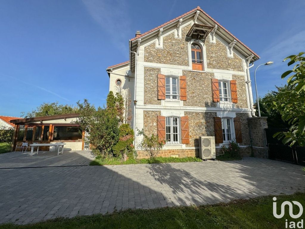 Achat maison à vendre 4 chambres 230 m² - Nanteuil-lès-Meaux