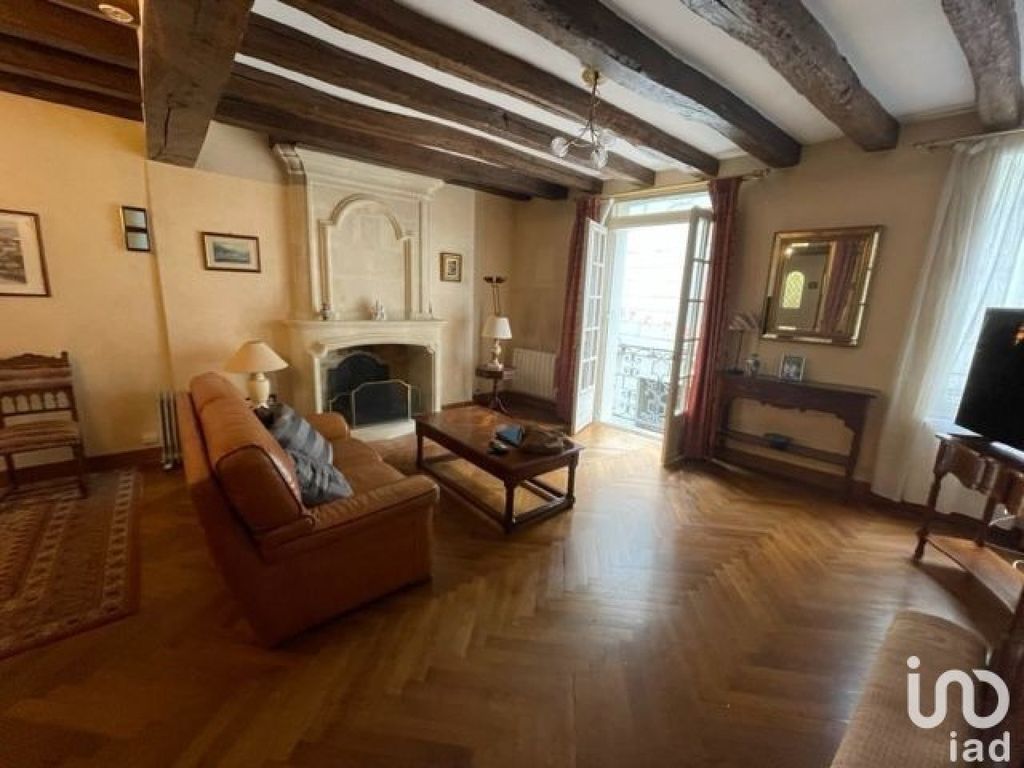 Achat maison à vendre 3 chambres 172 m² - Chinon