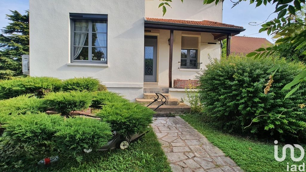 Achat maison à vendre 3 chambres 175 m² - Pont-sur-Yonne