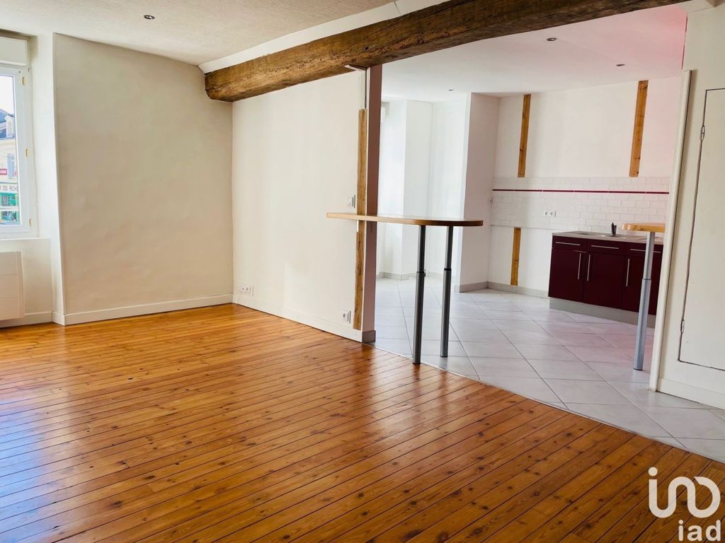 Achat appartement à vendre 5 pièces 146 m² - Lys-Haut-Layon