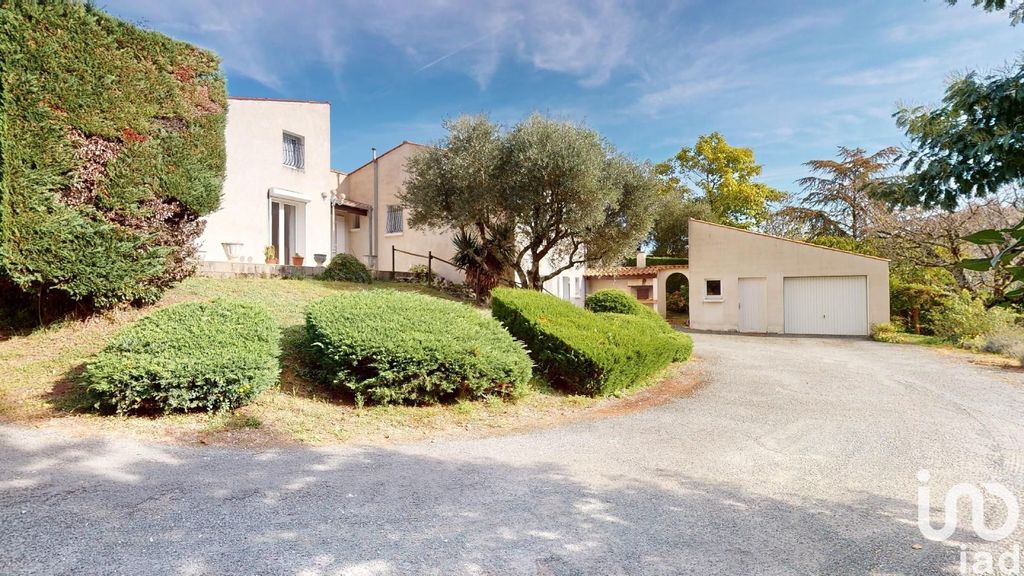 Achat maison à vendre 3 chambres 134 m² - Pont-l'Abbé-d'Arnoult