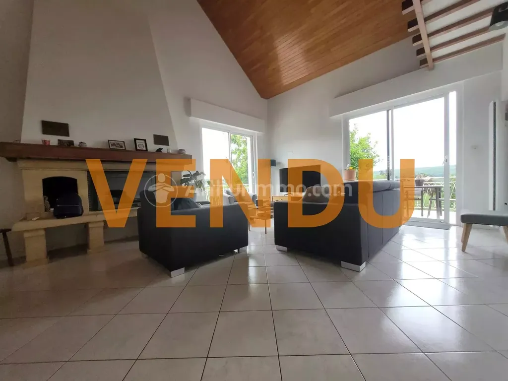 Achat maison à vendre 3 chambres 116 m² - Saint-Laurent