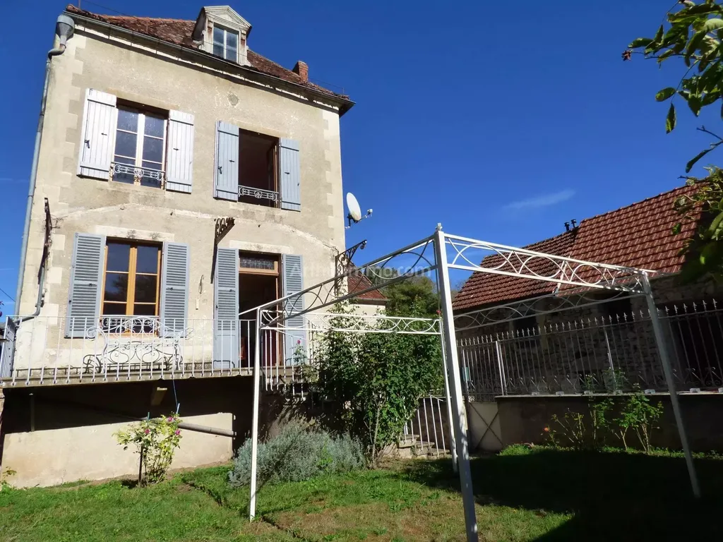 Achat maison à vendre 3 chambres 80 m² - Avallon