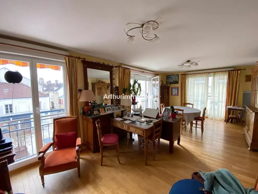 Achat appartement à vendre 4 pièces 77 m² - Sucy-en-Brie
