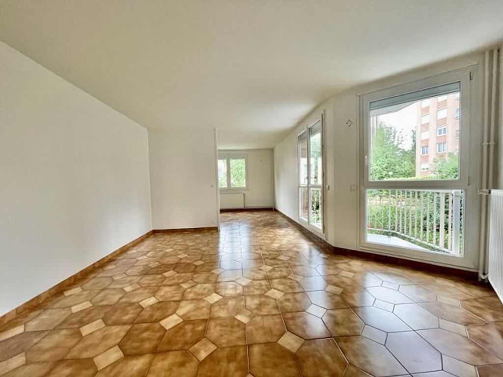 Achat appartement à vendre 4 pièces 82 m² - Maisons-Alfort