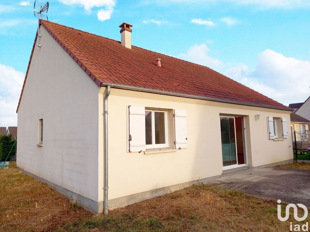 Achat maison à vendre 3 chambres 88 m² - Chevilly