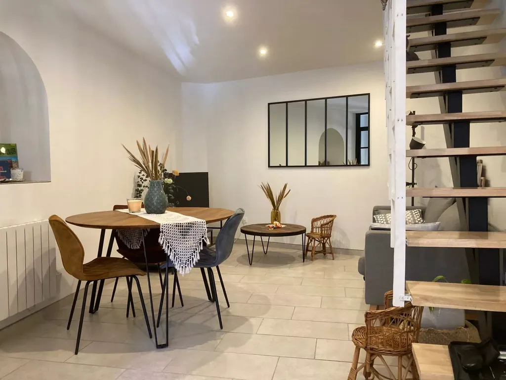 Achat maison à vendre 2 chambres 66 m² - Saint-Pargoire