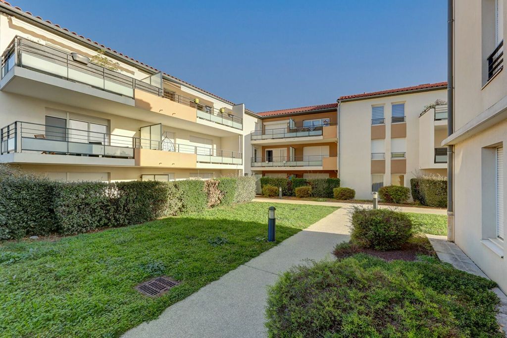 Achat appartement à vendre 3 pièces 64 m² - Saint-Laurent-de-Mure