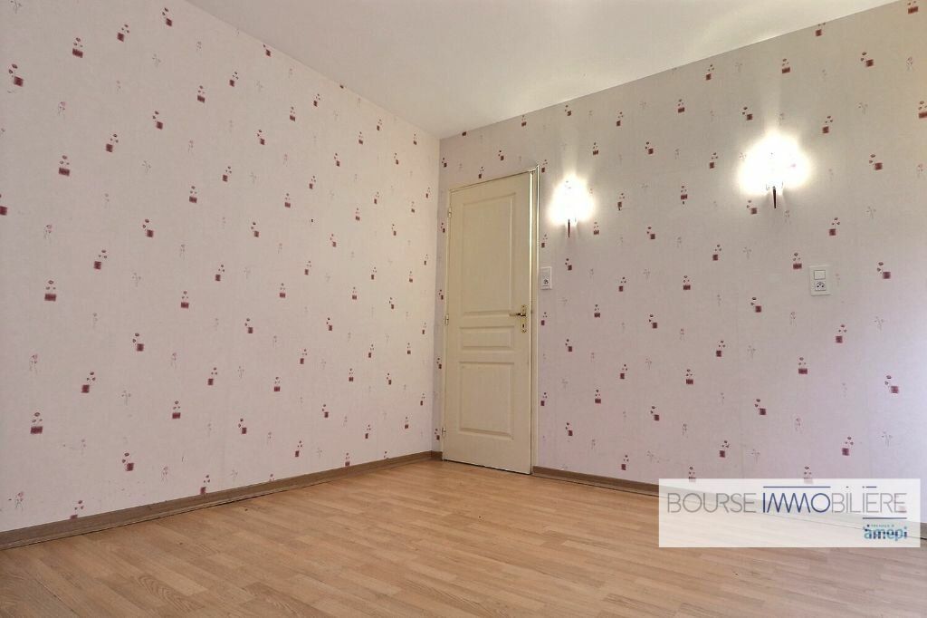 Achat maison à vendre 5 chambres 142 m² - Saint-Jean-de-Losne